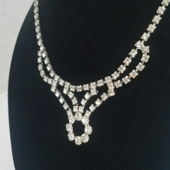 Vinrage Formal Crystal Rhinestone Collar Necklace - Picture 2 of 4